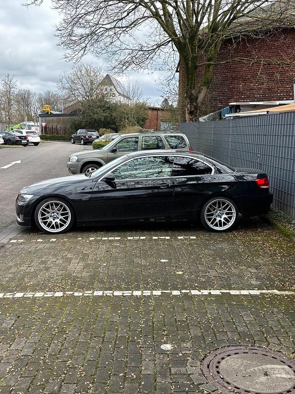 Gebraucht BMW 325 Cabriolet 197 PS (144 kW) 2008 Schwarz Cabrio