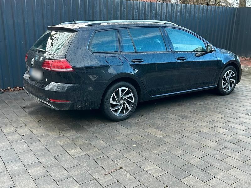 Gebraucht VW Golf VII 150 PS (110 kW) 2018 Schwarz Kombi