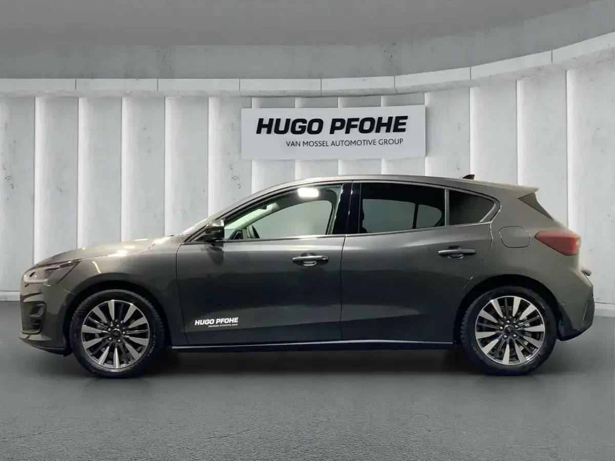 Gebraucht Ford Focus Titanium X 155 PS (114 kW) 2025 Grau Limousine