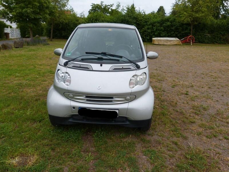 Silber Gebraucht 2004 Smart ForTwo Coupé Pulse Coupé | 2.000 € (Guter Preis) - Bild 1/4