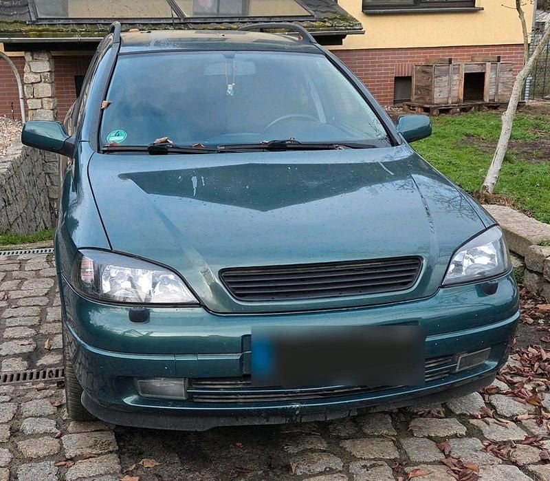 Gebraucht Opel Astra 101 PS (74 kW) 2001 Grün Kombi