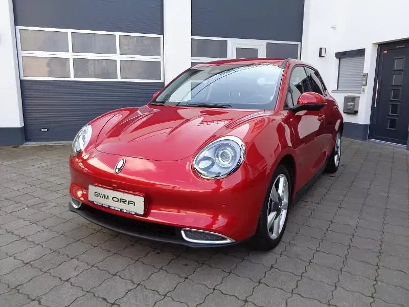 Usata Ora 03 125 kW (171 CV) 2024 Rosso Utilitaria