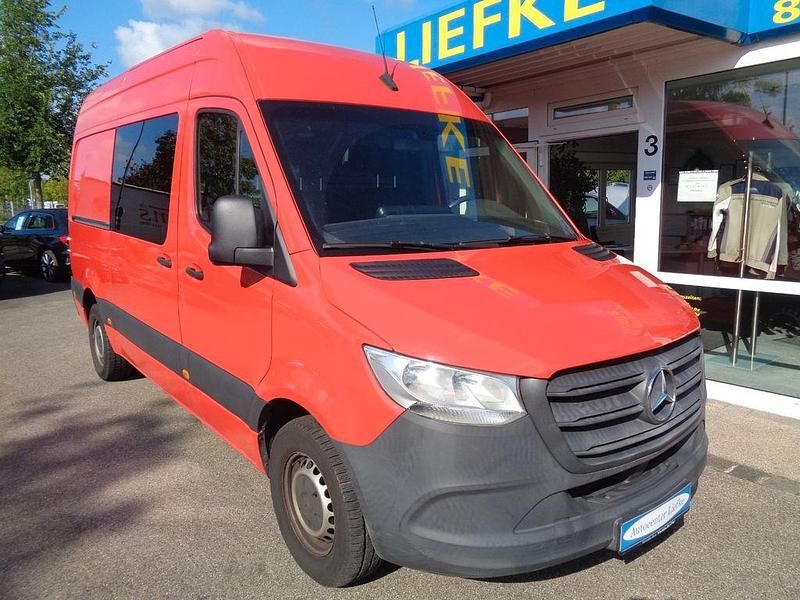 Rot Gebraucht 2018 Mercedes Sprinter Van | 21.900 € (Superpreis) - Bild 1/4