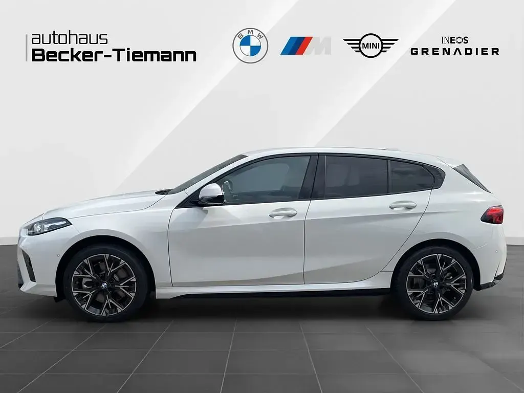 Neu BMW 123 Exclusive 218 PS (160 kW) 2026 Weiß Kleinwagen