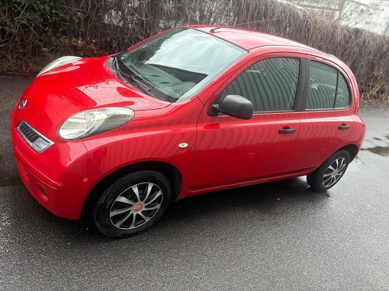 Gebraucht Nissan Micra 65 PS (47 kW) 2010 Rot Kleinwagen