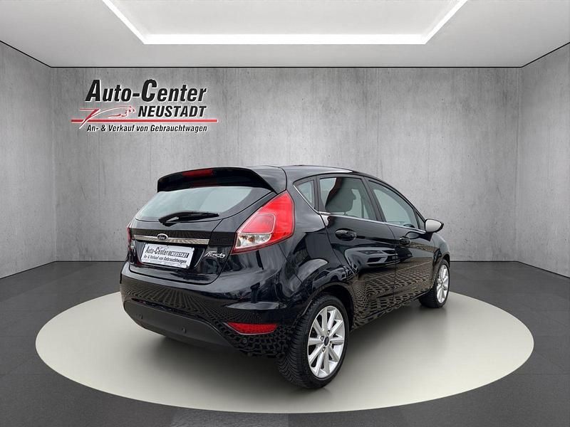 Gebraucht Ford Fiesta Titanium 120 PS (88 kW) 2015 Schwarz Kleinwagen