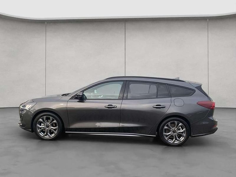 Gebraucht Ford Focus ST-Line X 155 PS (114 kW) 2024 Grau Kombi