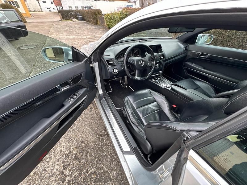 Gebraucht Mercedes E350 231 PS (169 kW) 2010 Coupé