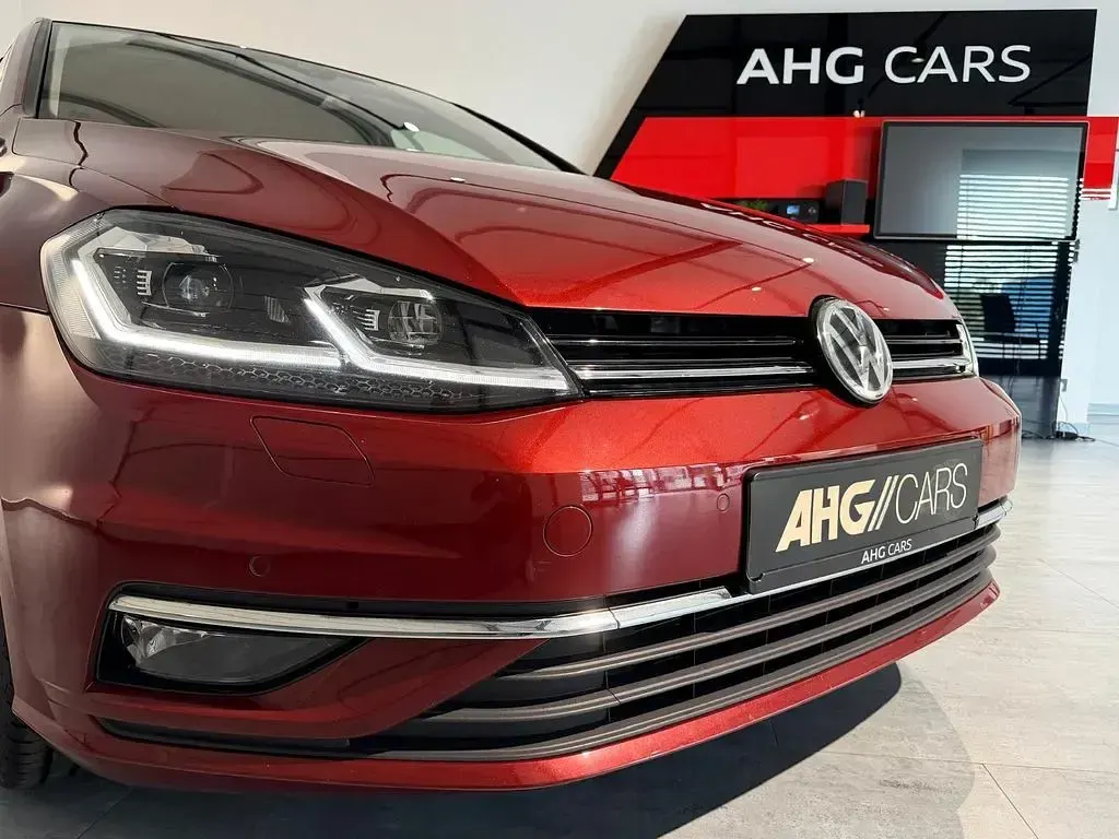 Gebraucht VW Golf VII IQ Drive 150 PS (110 kW) 2019 Rot Limousine