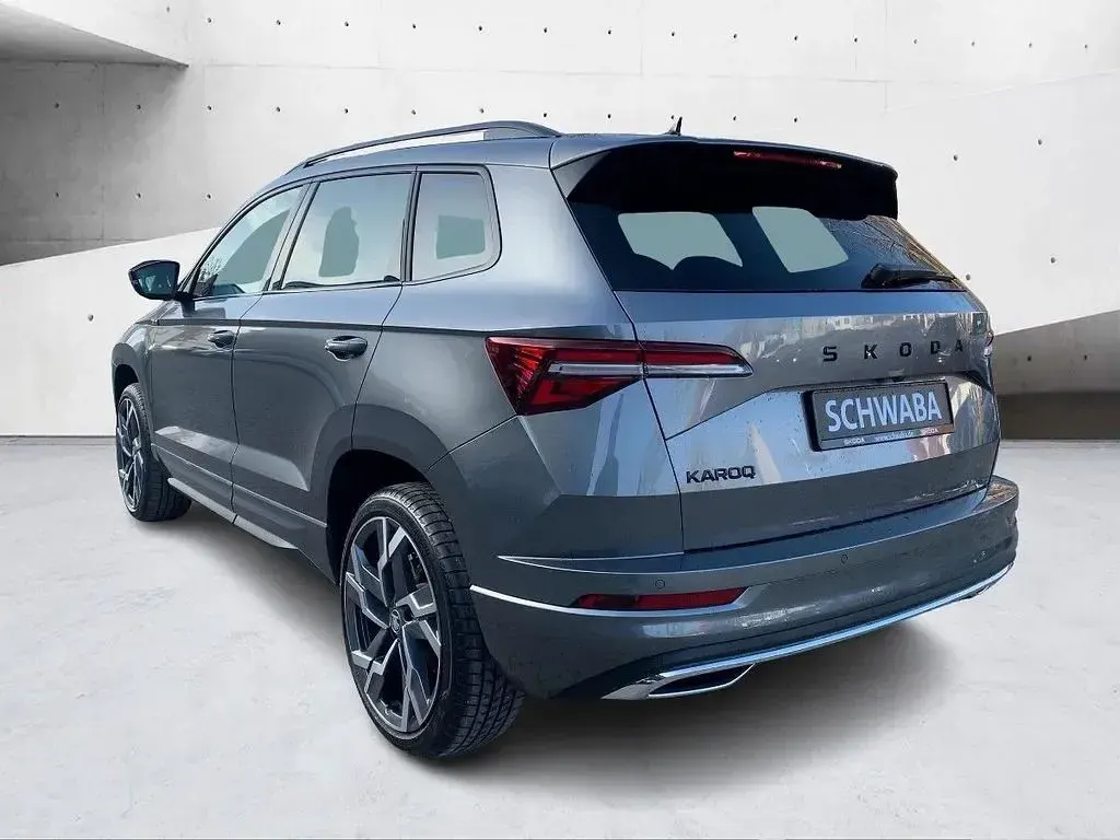 Gebraucht Skoda Karoq SportLine 150 PS (110 kW) 2026 Grau SUV