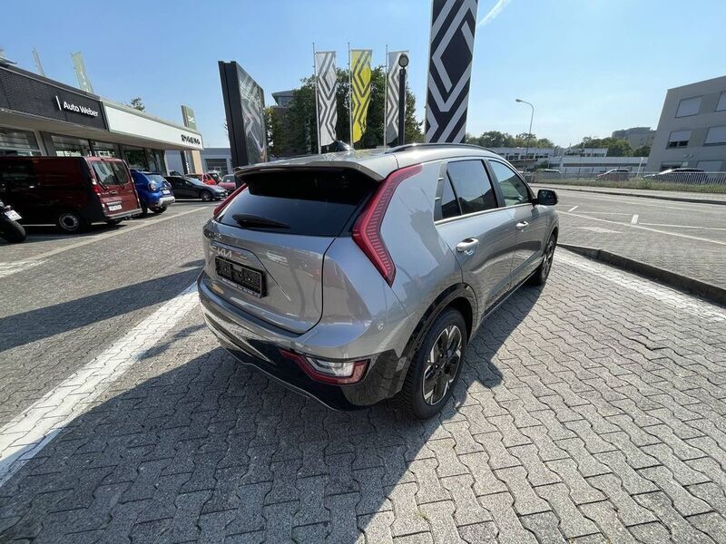 Gebraucht Kia e-Niro Inspiration 150 kW (204 PS) 2024 (klg) steel grey (grau) SUV