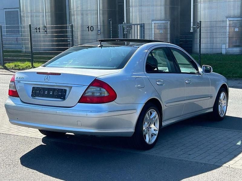 Gebraucht Mercedes E350 272 PS (200 kW) 2006 Silber Limousine