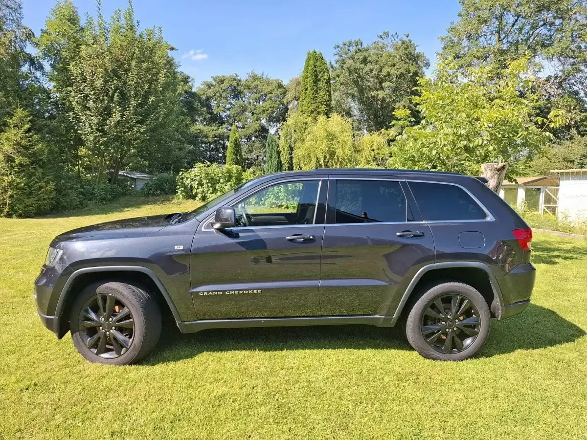 Gebraucht Jeep Grand Cherokee Limited 241 PS (177 kW) 2013 Grau SUV