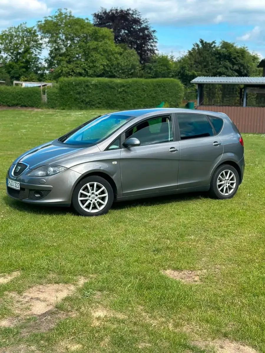 Gebraucht Seat Altea 140 PS (102 kW) 2007 Grau Van / Kleinbus