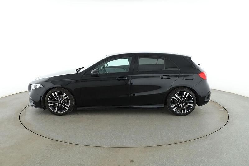 Gebraucht Mercedes A160 AMG line 109 PS (80 kW) 2019 Schwarz Limousine