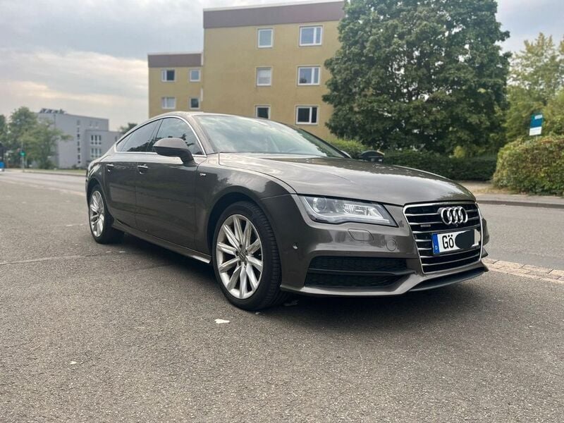 Beige Gebraucht 2011 Audi A7 Sportback Kleinwagen | 10.500 € (Superpreis) - Bild 1/4