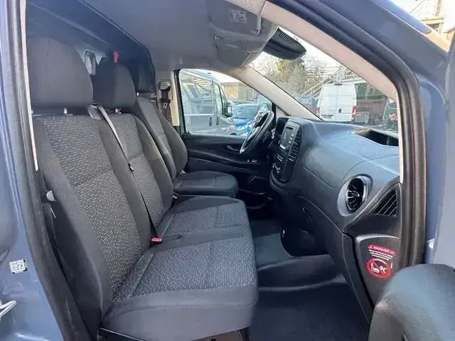 Second-hand Mercedes e-Vito 85 kW (116 CP) 2020 Gri Van