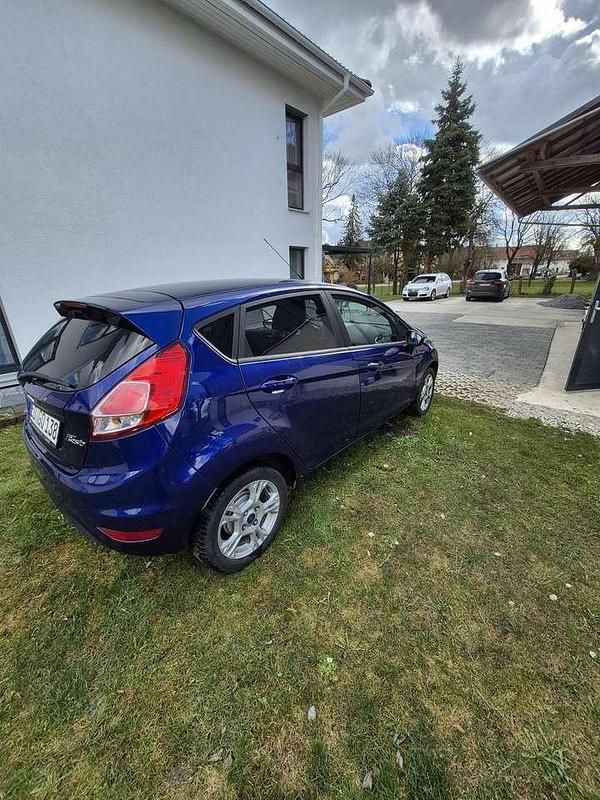Gebraucht Ford Fiesta Trend 80 PS (58 kW) 2014 Kleinwagen