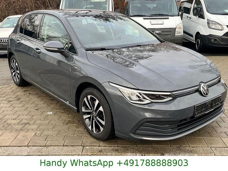 Gebraucht VW Golf United 150 PS (110 kW) 2021 Grau Limousine