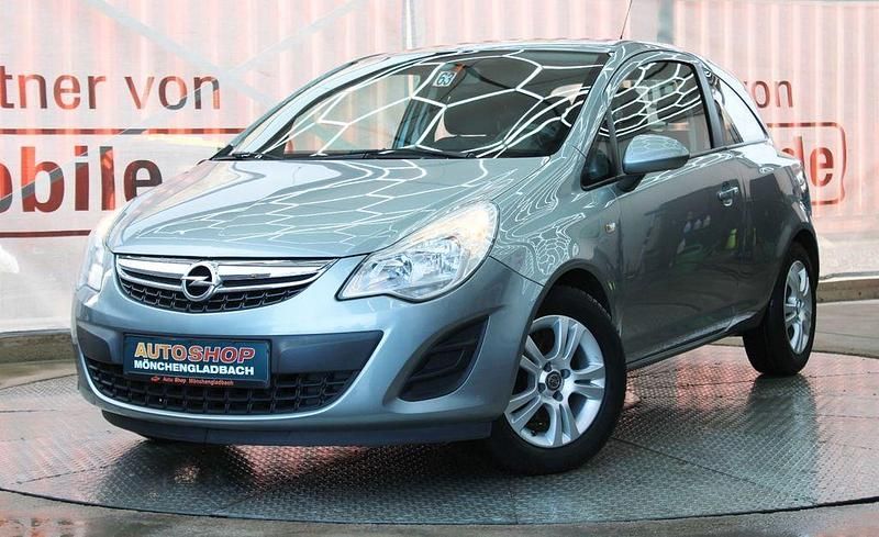 Gebraucht Opel Corsa 86 PS (63 kW) 2012 Silber Kleinwagen