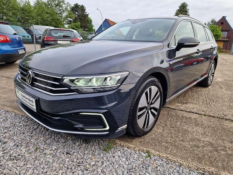 Uranograu Gebraucht 2021 VW Passat GTE Kombi | 19.200 € (Superpreis) - Bild 1/4