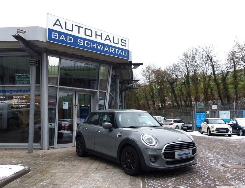 Gebraucht Mini Cooper Pepper 136 PS (100 kW) 2019 Grau Kleinwagen