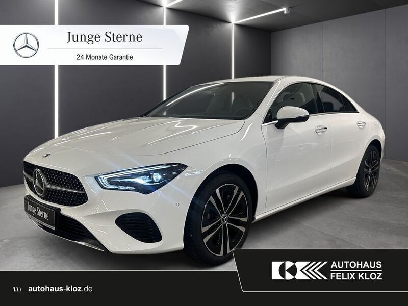 Weiß Gebraucht 2024 Mercedes CLA200 Progressive Coupé | 33.400 € (Superpreis) - Bild 1/4