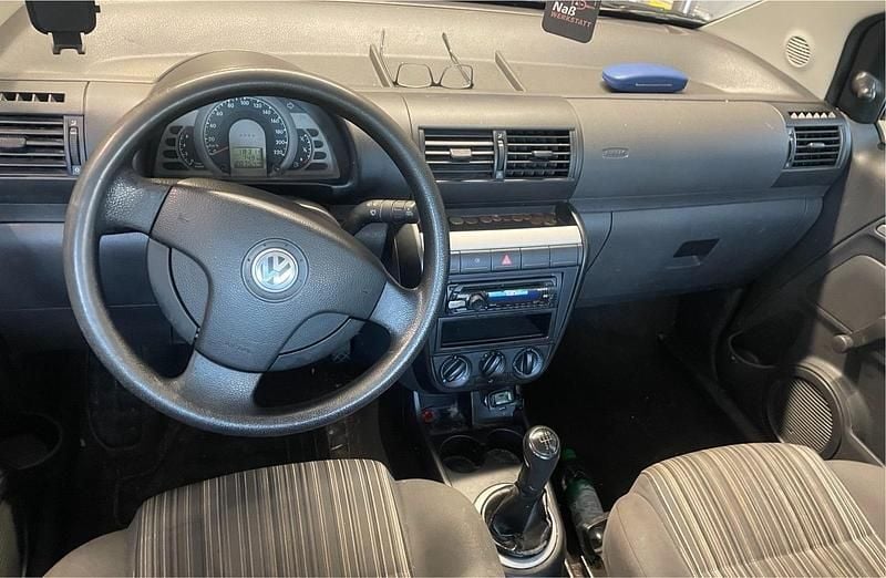 Gebraucht VW Fox 54 PS (39 kW) 2009 Grau Kleinwagen