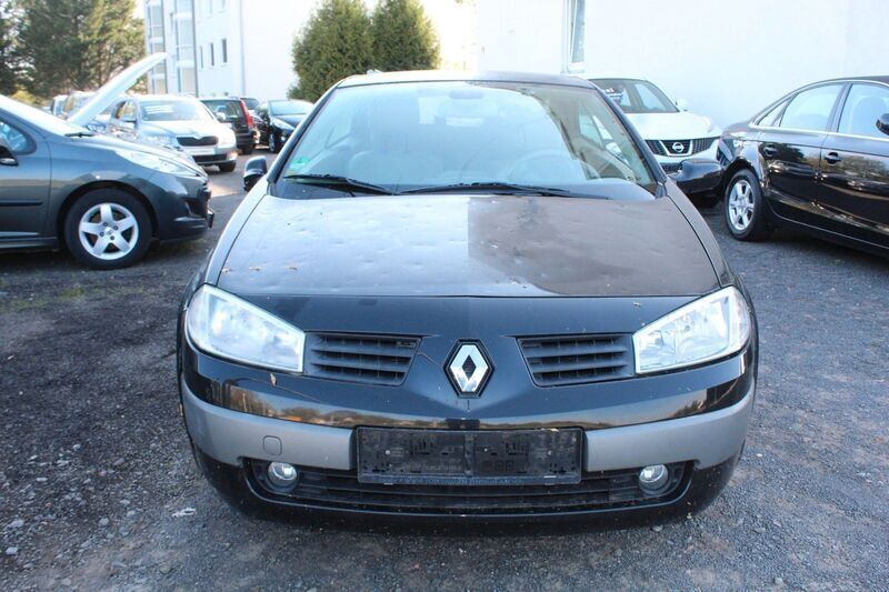 Schwarz Gebraucht 2004 Renault Mégane Cabriolet Dynamique Cabrio | 1.000 € (Superpreis) - Bild 1/4