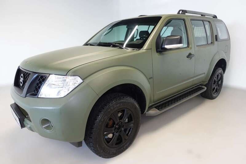 Black (m) Gebraucht 2014 Nissan Pathfinder SUV | 22.490 € (Superpreis) - Bild 1/4
