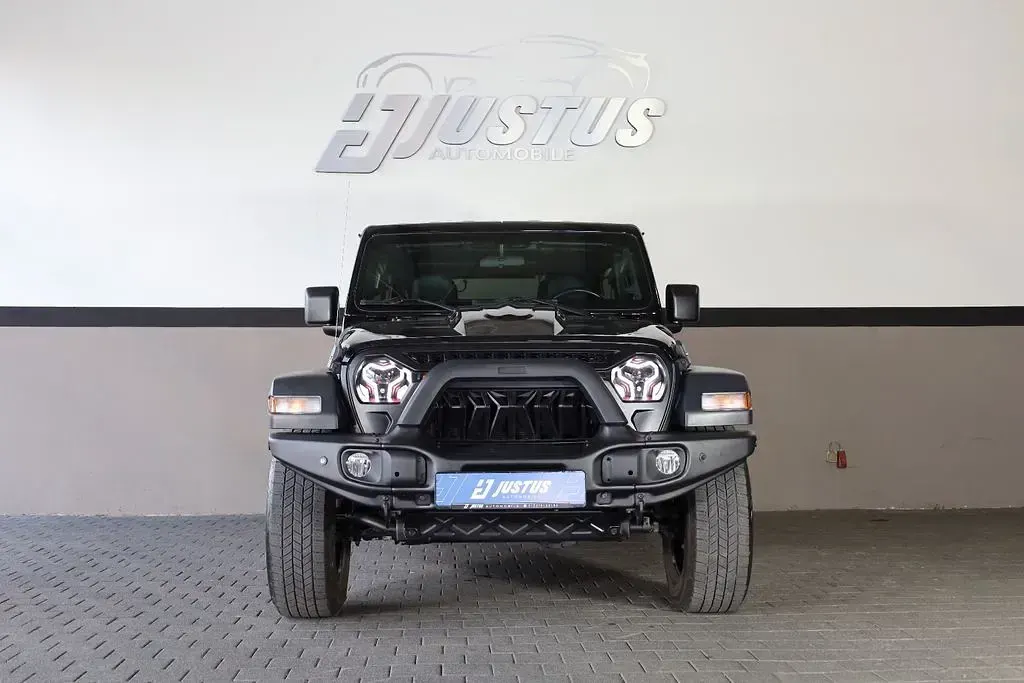 Gebraucht Jeep Wrangler Unlimited Altitude 284 PS (208 kW) 2020 Black clearcoat SUV