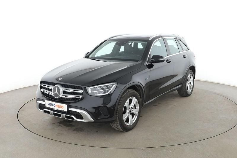 Gebraucht Mercedes GLC300e 122 PS (89 kW) 2021 SUV