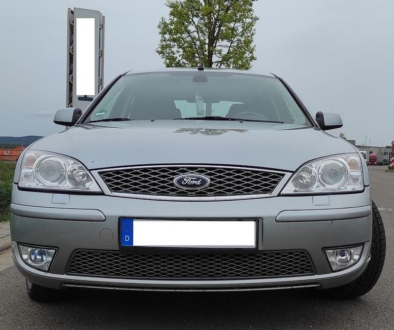 Gebraucht Ford Mondeo Ghia 145 PS (106 kW) 2007 Silber Limousine