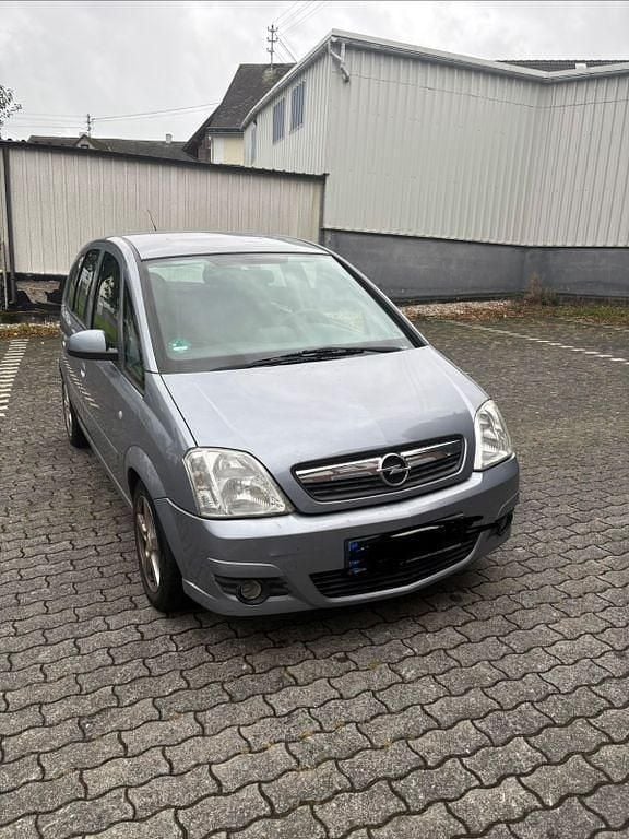 Grau Gebraucht 2007 Opel Meriva Van / Kleinbus | 600 € (Superpreis) - Bild 1/4