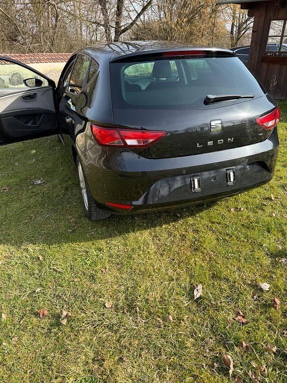 Gebraucht Seat Leon Reference 105 PS (77 kW) 2013 Schwarz Limousine