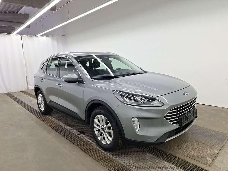 Gebraucht Ford Kuga Titanium 190 PS (139 kW) 2022 Solarsilber SUV