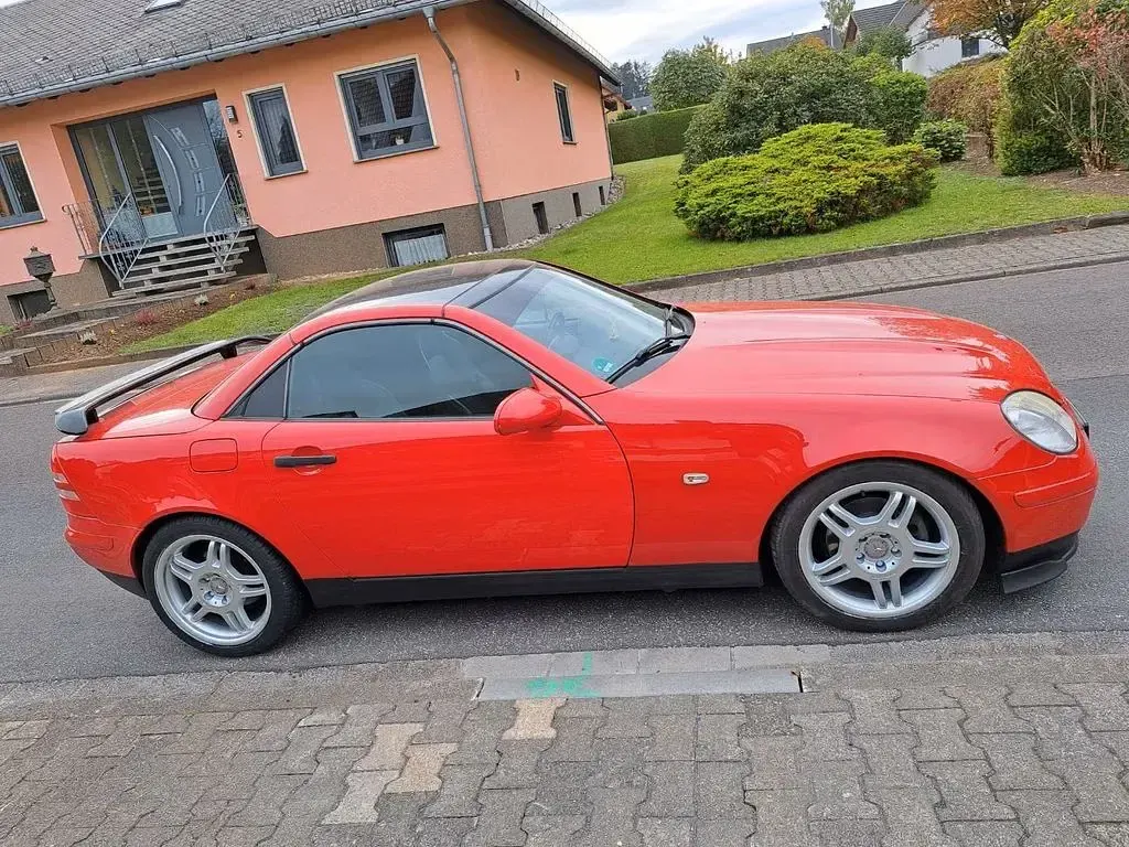 Gebraucht Mercedes SLK230 AMG 193 PS (141 kW) 1999 Rot Cabrio