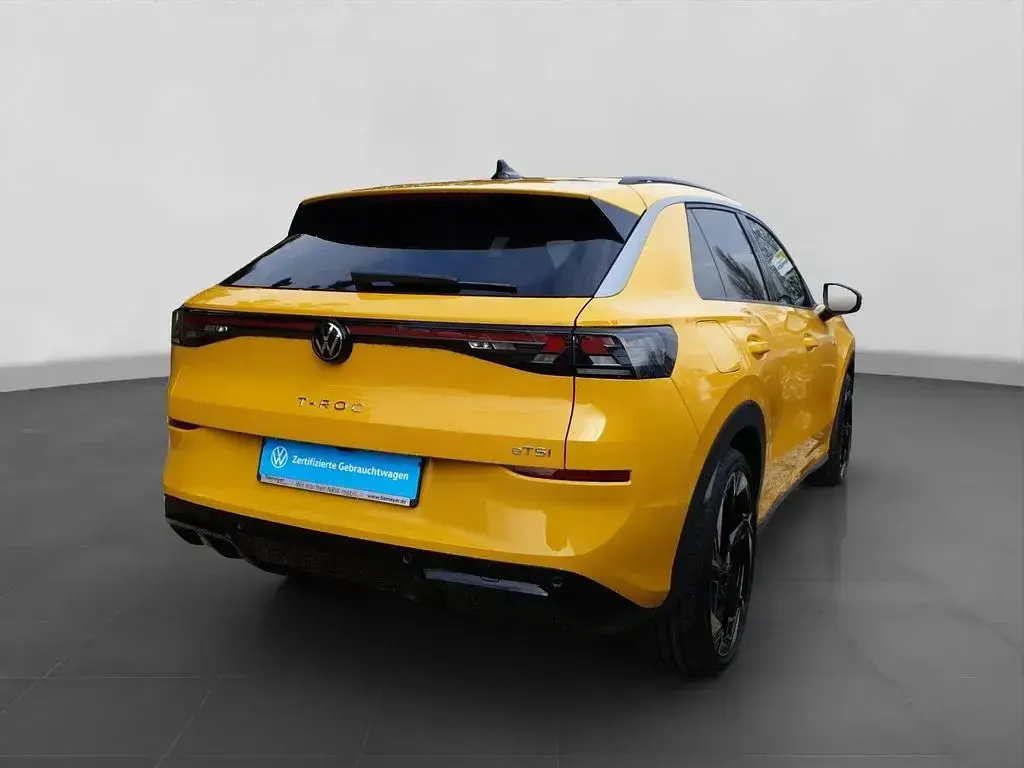Neu VW T-Roc R-line 150 PS (110 kW) 2026 Gelb SUV