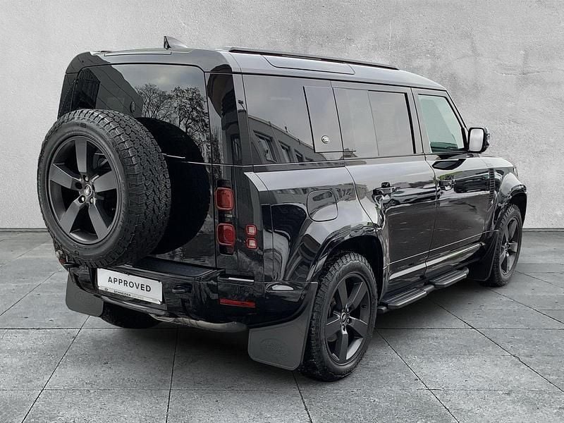 Gebraucht Land Rover Defender SE Dynamic 249 PS (183 kW) 2023 Schwarz SUV