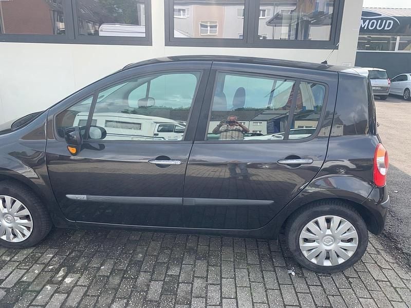 Schwarz Gebraucht 2006 Renault Modus Van / Kleinbus | 1.500 € - Bild 1/4