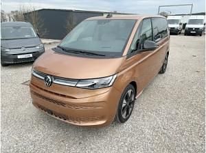 Neu VW Multivan Life 150 PS (110 kW) 2026 Bronze (copper bronze) Van