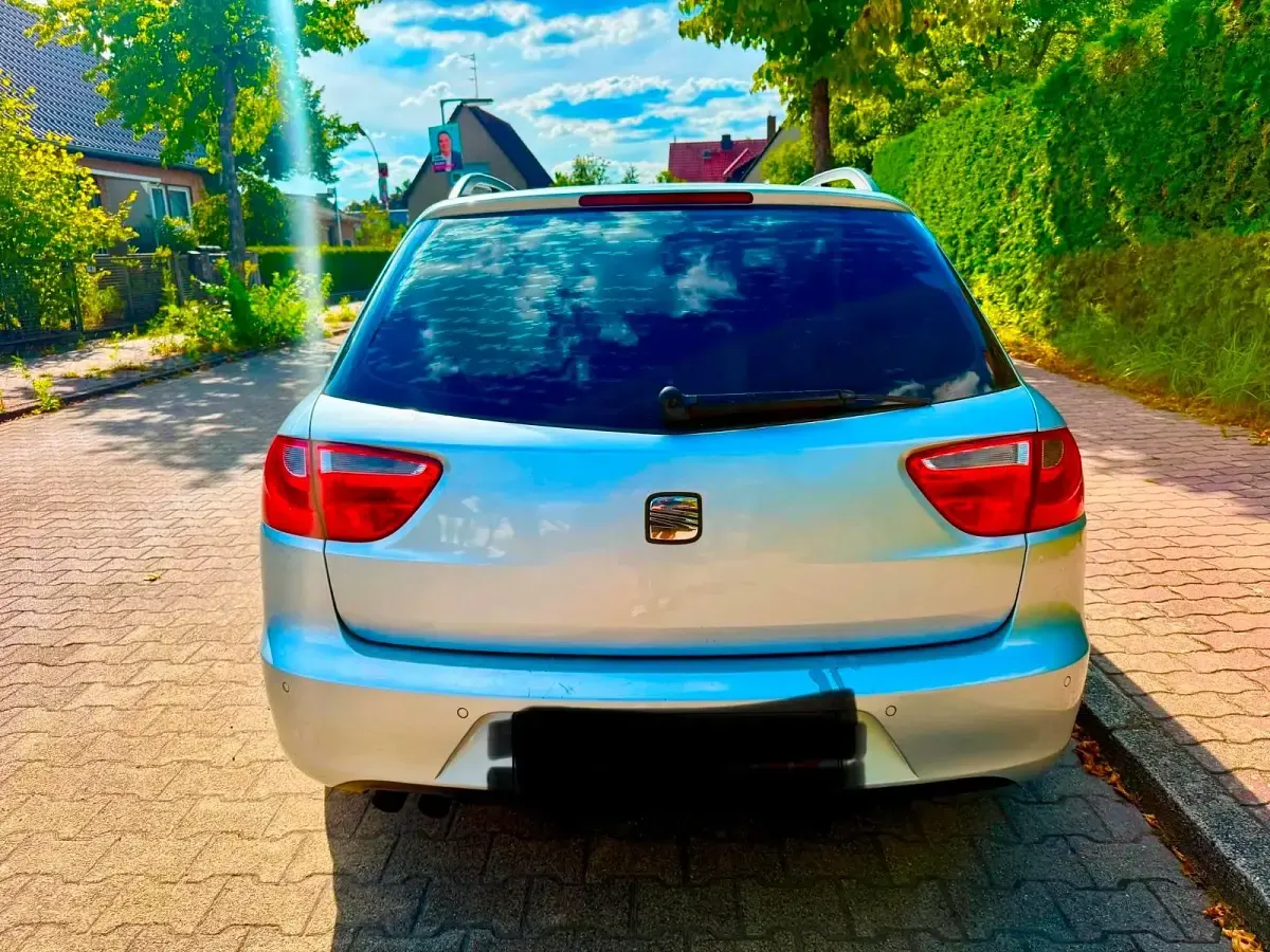 Gebraucht Seat Exeo 142 PS (104 kW) 2010 Silber Kombi