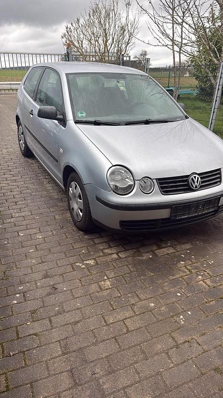 Gebraucht VW Polo 64 PS (47 kW) 2005 Silber Kleinwagen