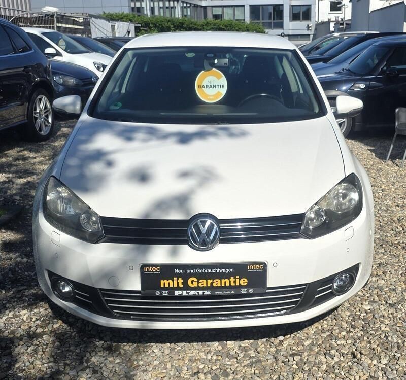 Candyweiß Gebraucht 2011 VW Golf VI Team Kleinwagen | 6.100 € (Fairer Preis) - Bild 1/4