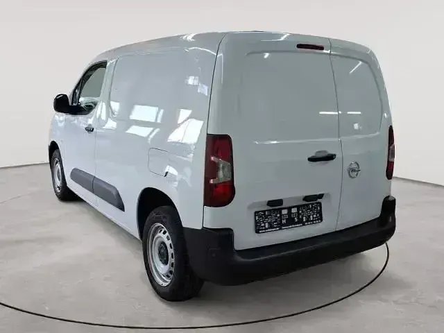 Gebraucht Opel Combo 102 PS (75 kW) 2024 Kaolin weiß Van / Kleinbus