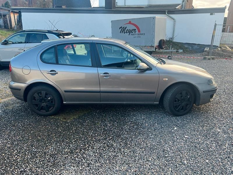 Gebraucht Seat Leon 105 PS (77 kW) 2004 Grau Kleinwagen