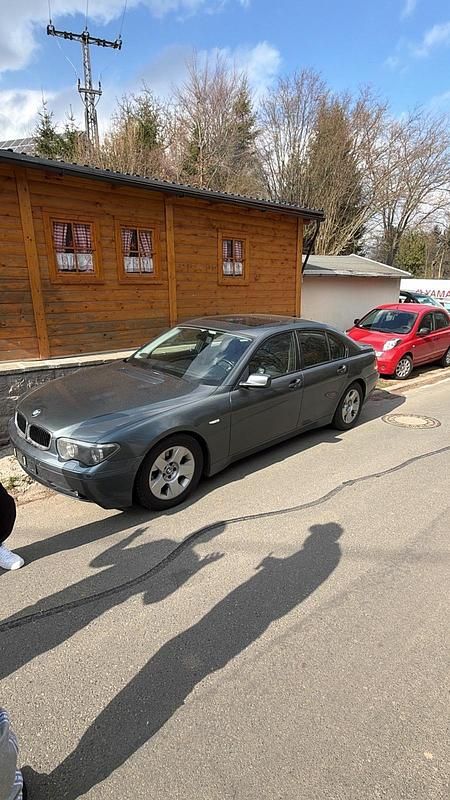 Gebraucht BMW 735 272 PS (200 kW) 2002 Blau Limousine
