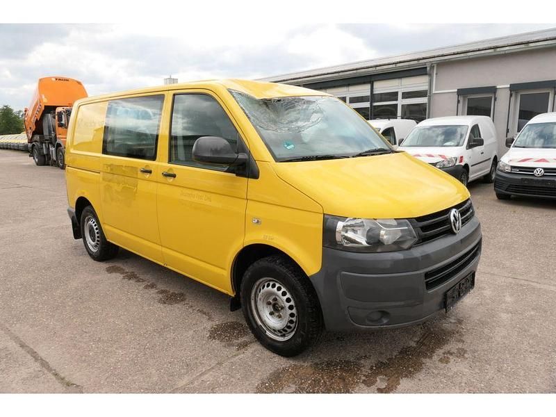 Usata VW Transporter 84 CV (61 kW) 2011 Giallo Furgone