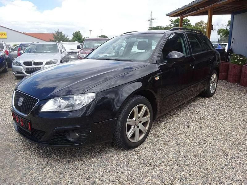Schwarz Gebraucht 2010 Seat Exeo Style Kombi | 2.700 € (Fairer Preis) - Bild 1/4