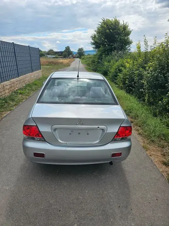 Gebraucht Mitsubishi Lancer Comfort Edition 98 PS (72 kW) 2004 Silber Limousine
